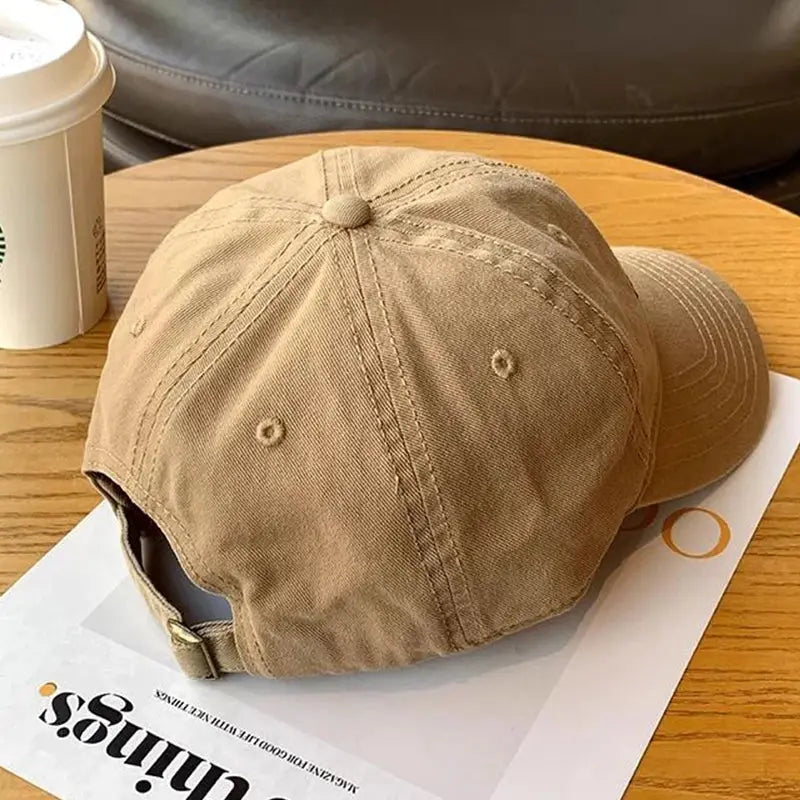 Gorra de Béisbol Unisex con Bordado de Letras Coreanas – Gorra Ajustable Estilo Hip Hop, Streetwear y Deportiva para Hombre y Mujer MaDaJo