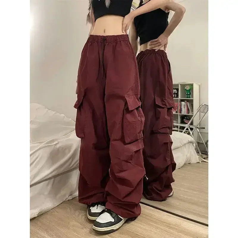 Pantalón Cargo Urbano para Mujer – Diseño Holgado de Cintura Alta con Estilo Streetwear Moderno MaDaJo
